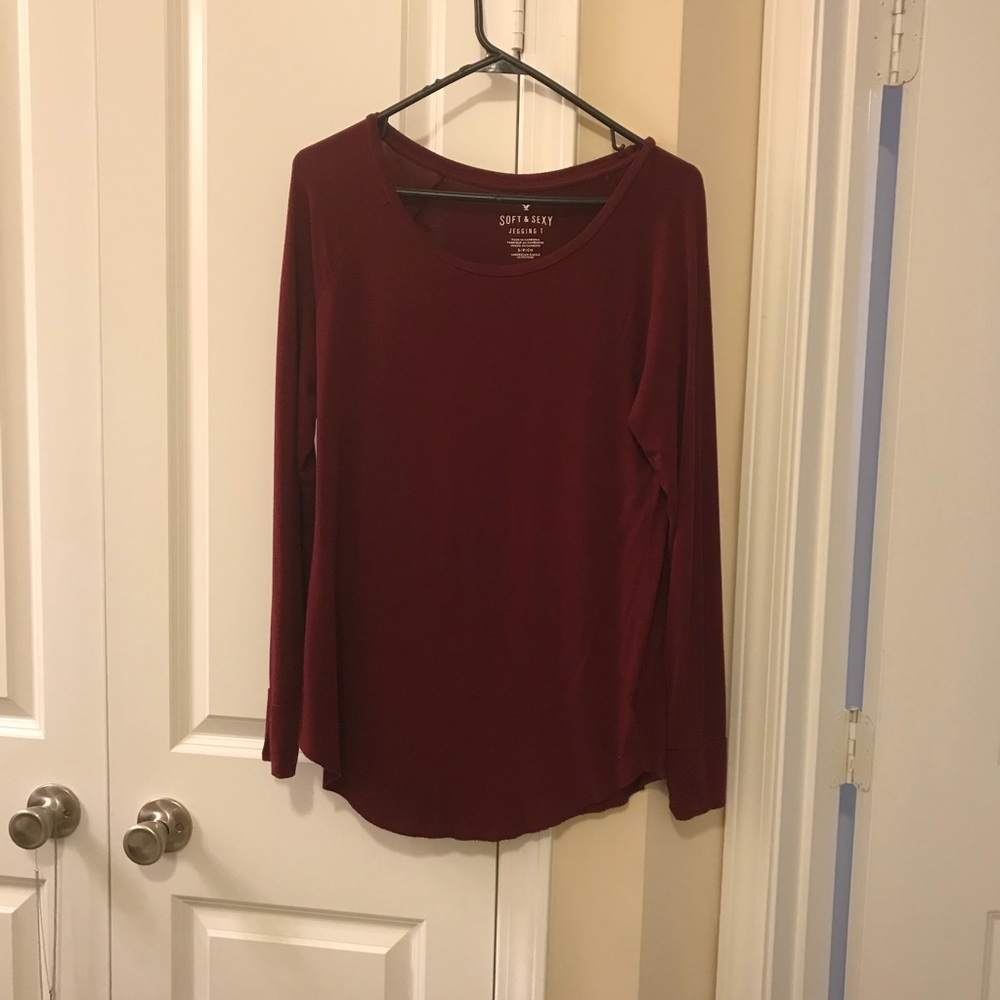 AE raglan style shirt